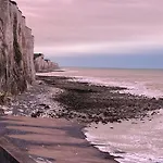 L'horizon D'ault, Pret A Sejourner, Draps & Serviettes Inclus, Lits Faits A L'arrivee * אולט